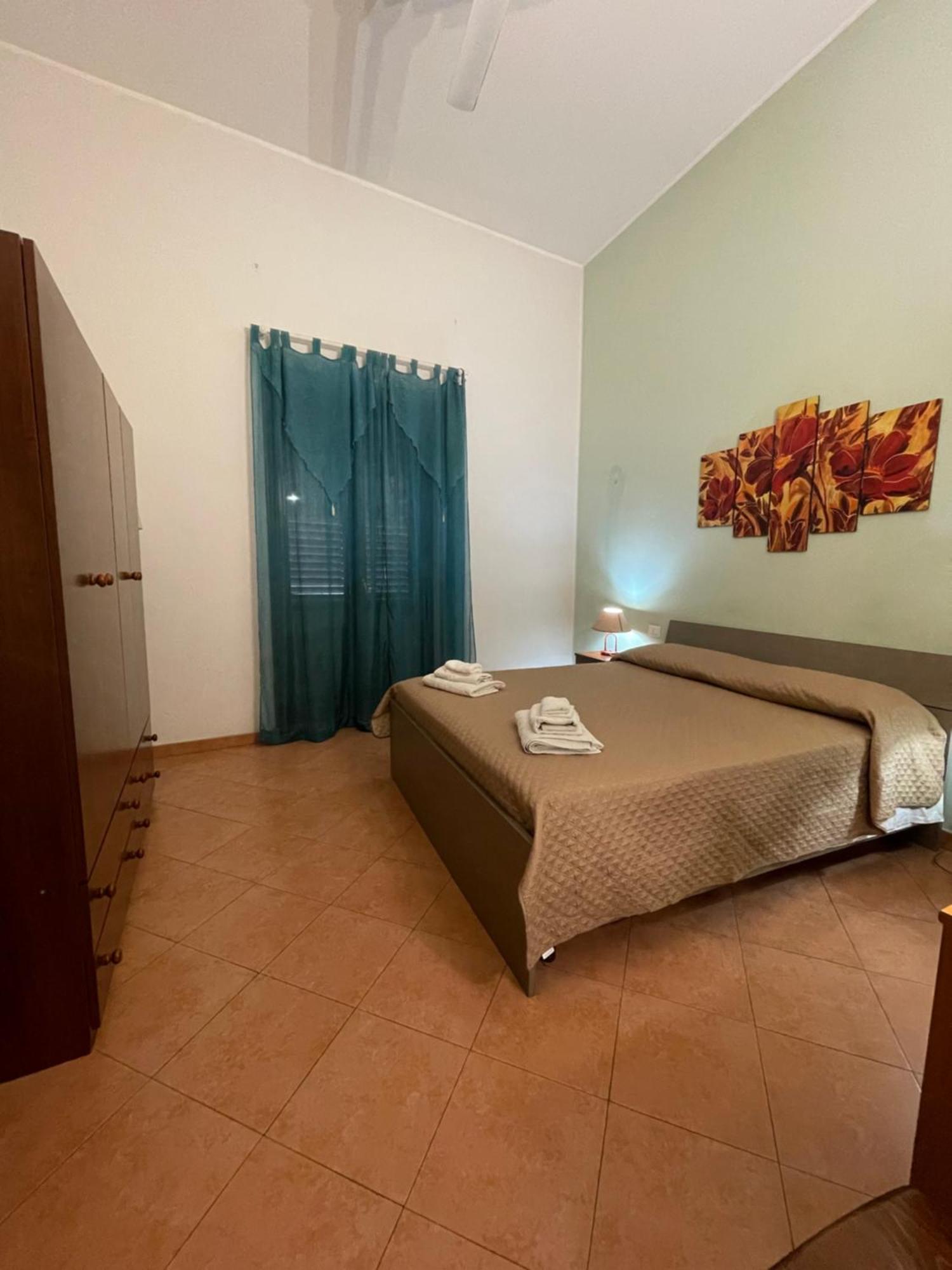 Hola Cathedral House Cadorna Appartement Palermo Buitenkant foto