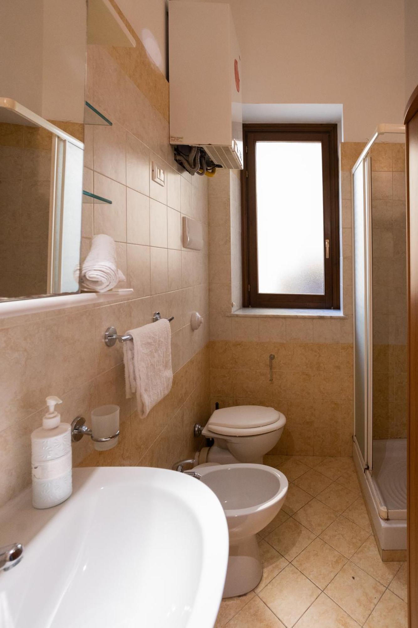Hola Cathedral House Cadorna Appartement Palermo Buitenkant foto